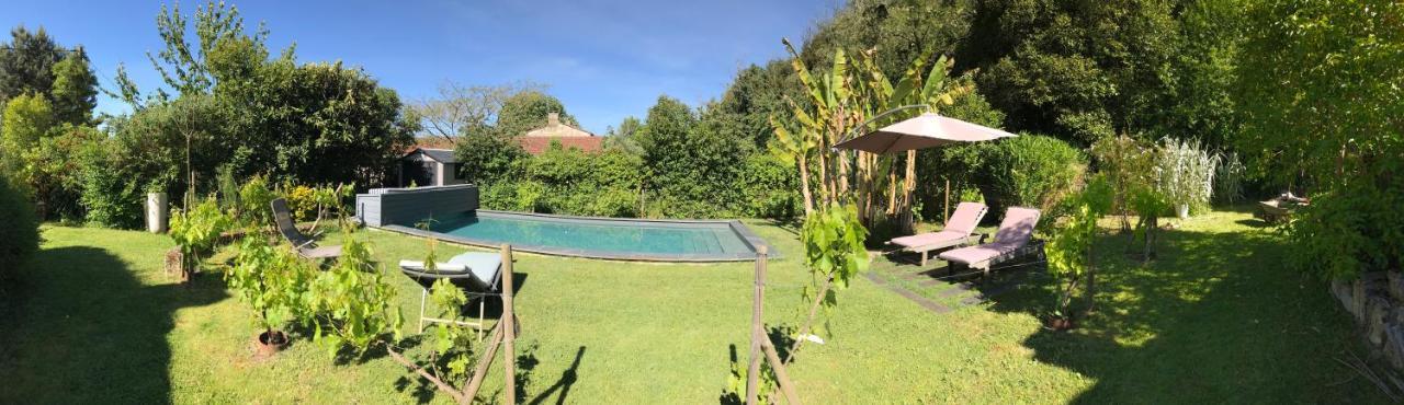 Le Pain De Lune Gite Et Chambre D'Hotes Avec Piscine Bourg-sur-Gironde Εξωτερικό φωτογραφία