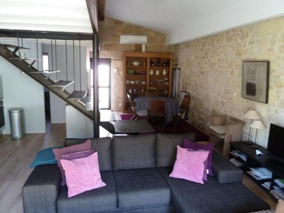 Le Pain De Lune Gite Et Chambre D'Hotes Avec Piscine Bourg-sur-Gironde Εξωτερικό φωτογραφία